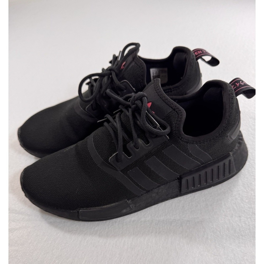 Adidas NMD_R1 Primeblue Boost Low Top Sneaker Black Pink GX8312 Womens 9